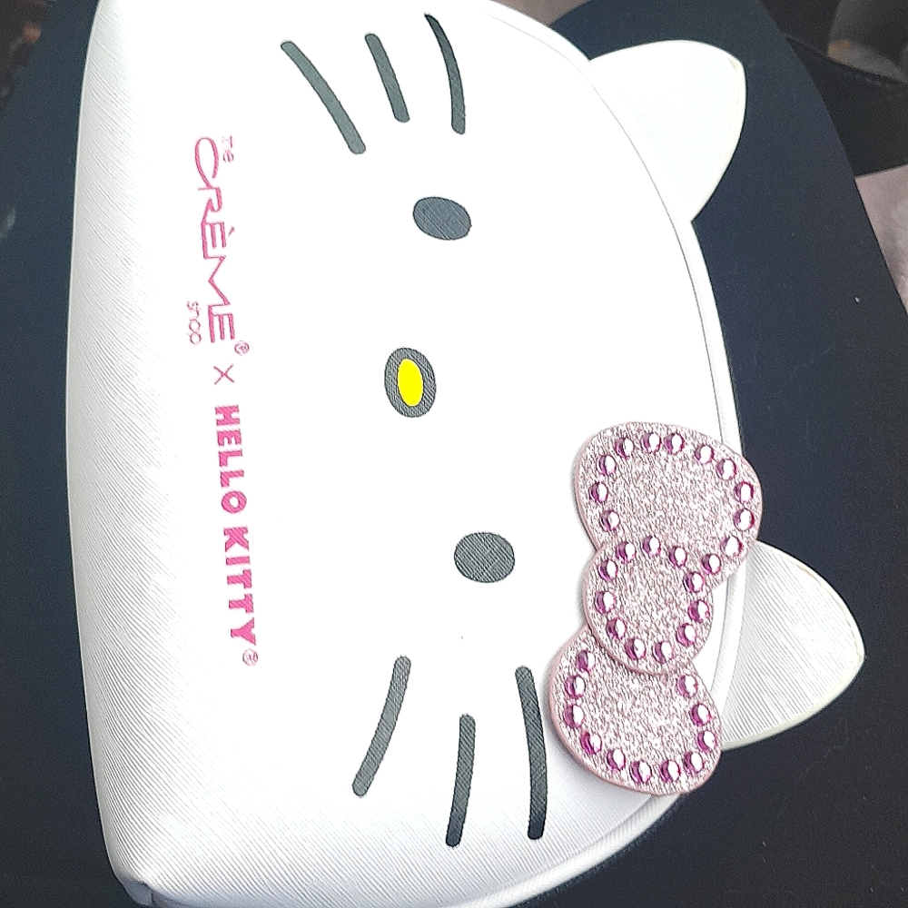 Hello kitty make up bag
